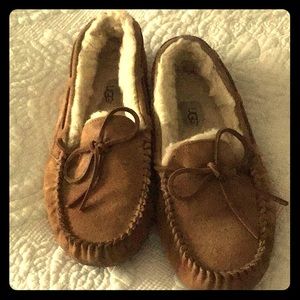 Ugg Dakota slippers